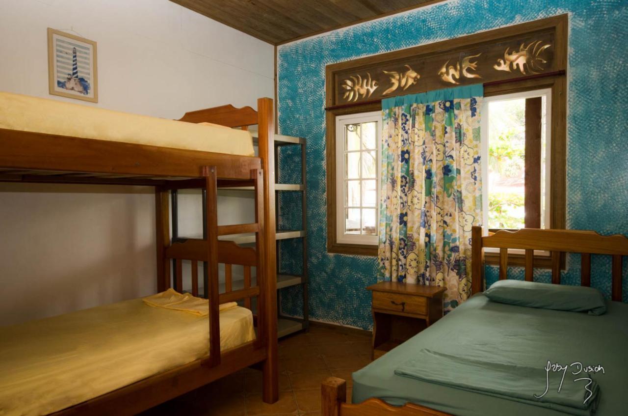 Spanish By The Sea - Bocas Bocas del Toro Exterior photo