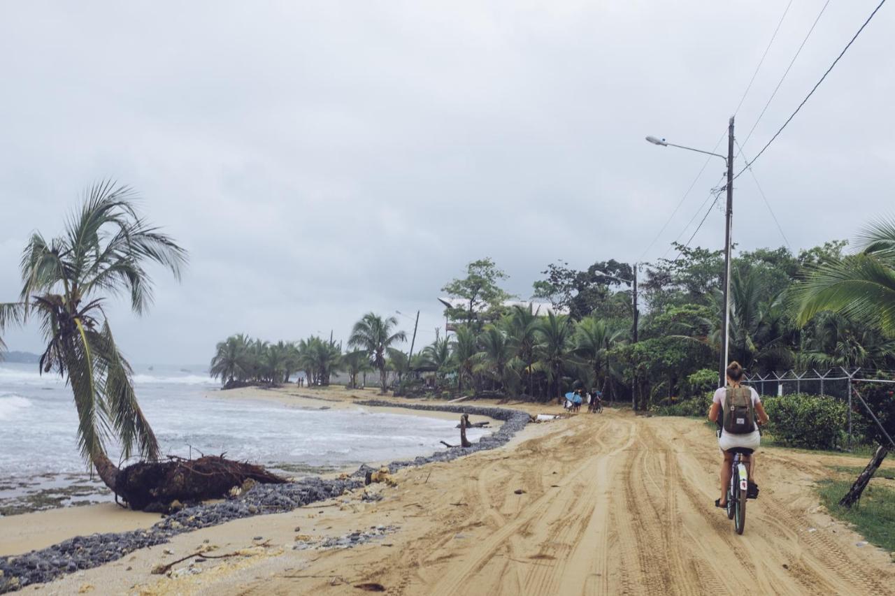 Spanish By The Sea - Bocas Bocas del Toro Exterior photo